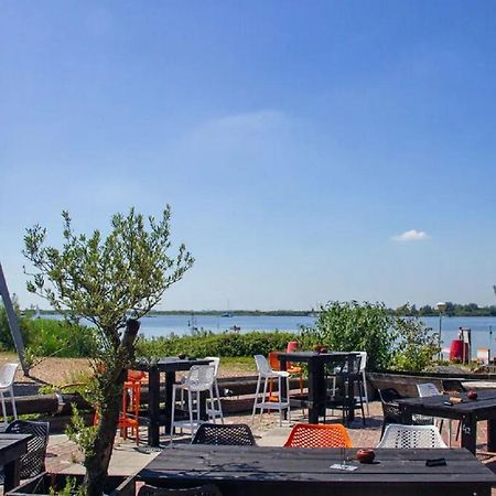 Chalet Op Camping Lauwersoog Met 3 Slaapkamers En Vaatwasser - Joycasa Εξωτερικό φωτογραφία