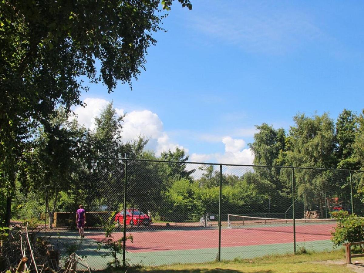 Chalet Op Camping Lauwersoog Met 3 Slaapkamers En Vaatwasser - Joycasa Εξωτερικό φωτογραφία